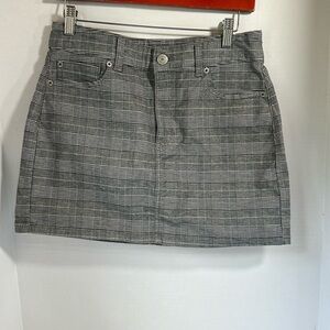 American eagle hi rise mini black white plaid mini skirt size 6